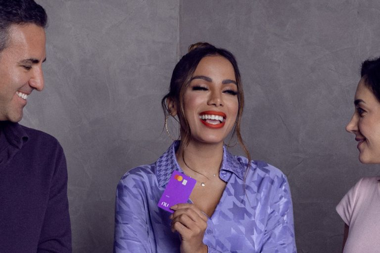 Anitta no Nubank