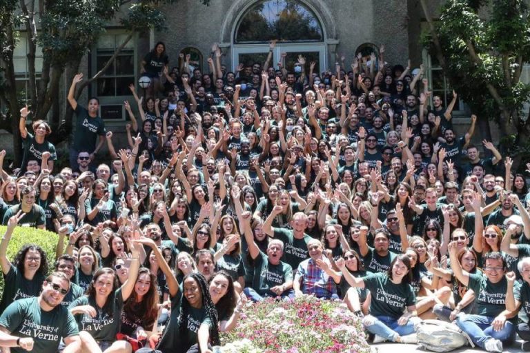 ¿Vale la pena estudiar en la ULV? ¡Aclara todas tus dudas aquí! ¿Vale la pena estudiar en la ULV? ¡Aclara todas tus dudas aquí!