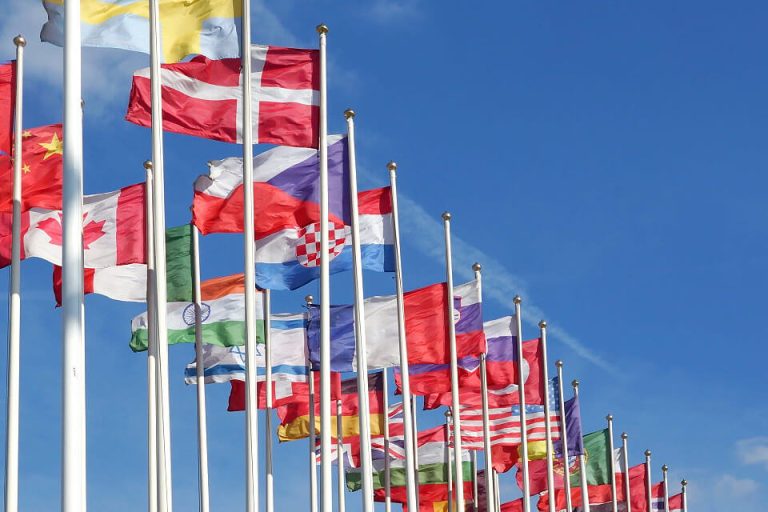 Profissional de Relações Internacionais: entenda as possibilidades de carreira e áreas de atuação