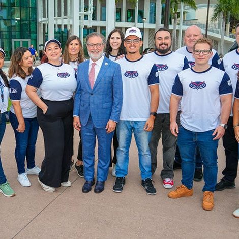 Entenda se estudar fora faz sentido